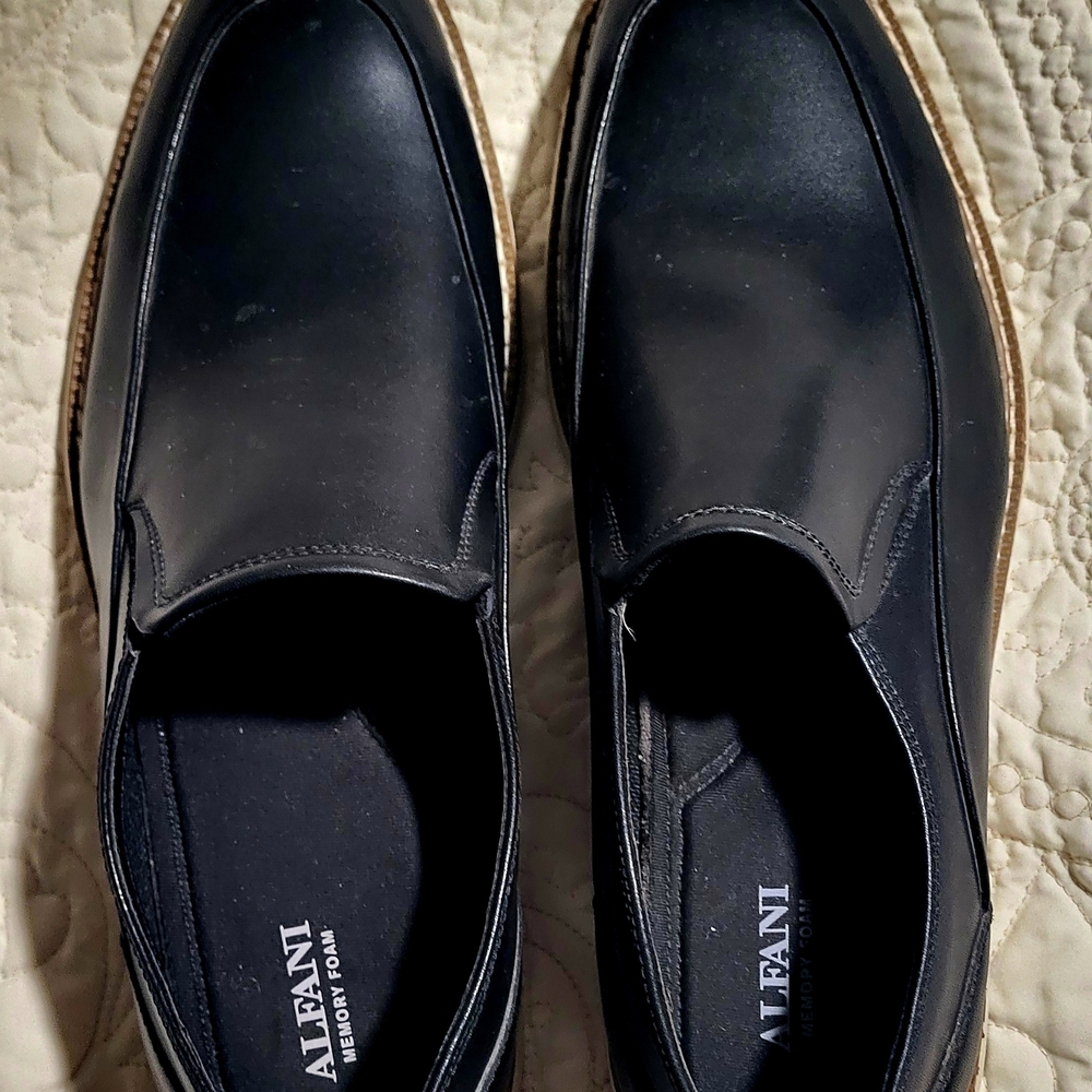 LOOK Alfani Black Slip-On Loafers Shoes with Polished Finish